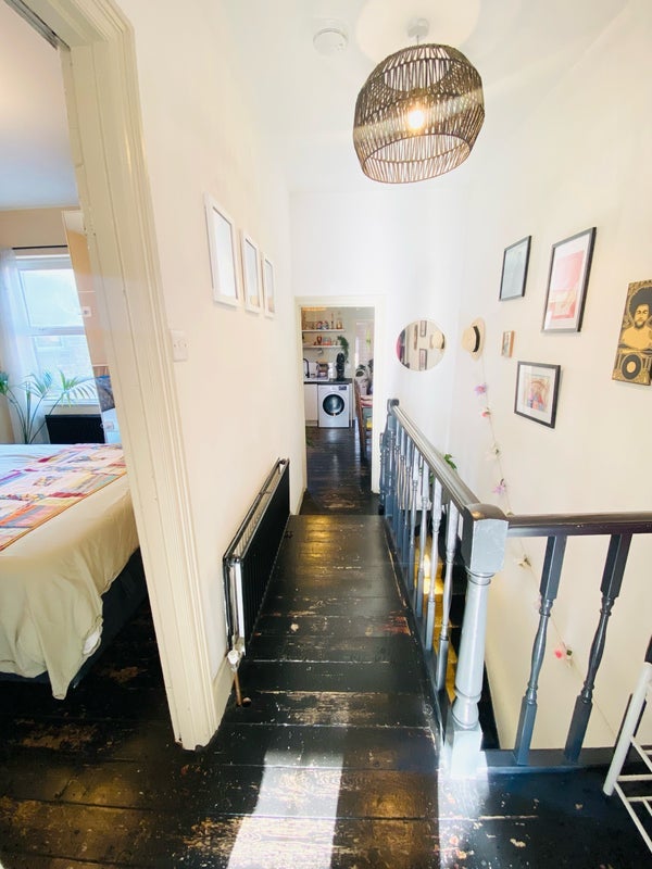 Flat Albert Road in Greater London
