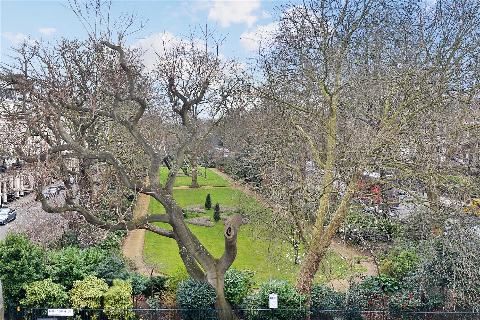 Flat Eaton Square in London