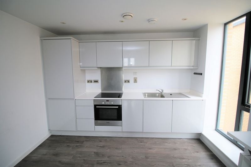 Flat Wenman Road in South Oxfordshire