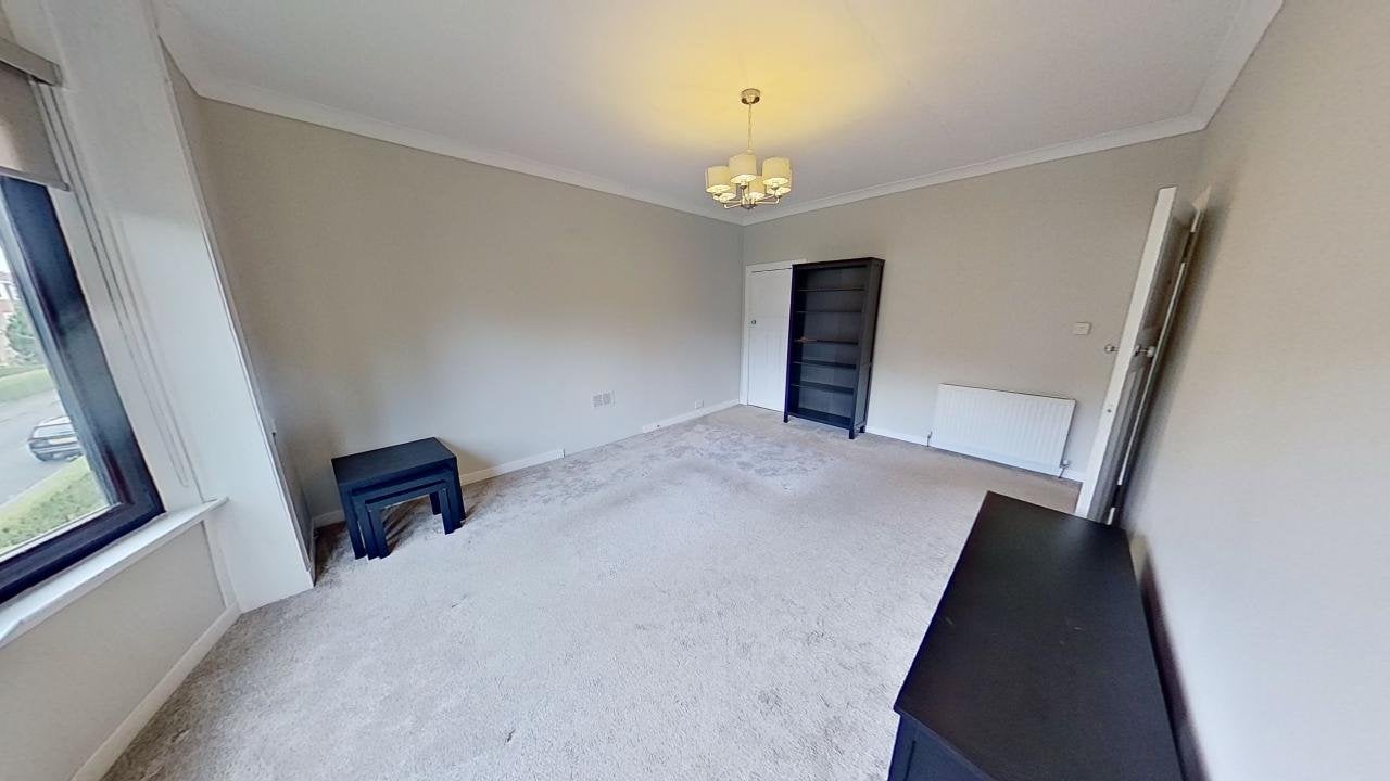 Flat Penrith Drive in Glasgow