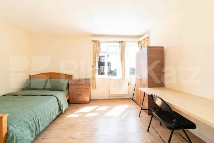 Room Iverson Road in Greater London
