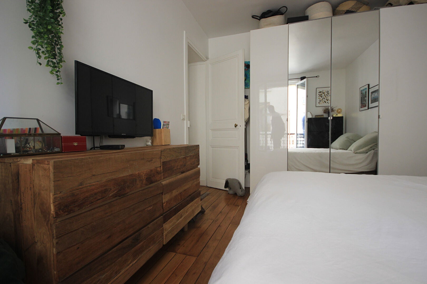 Flat Passage Stinville in Paris