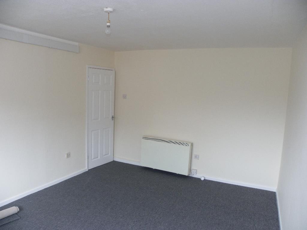 Flat Compton Road in Coventry