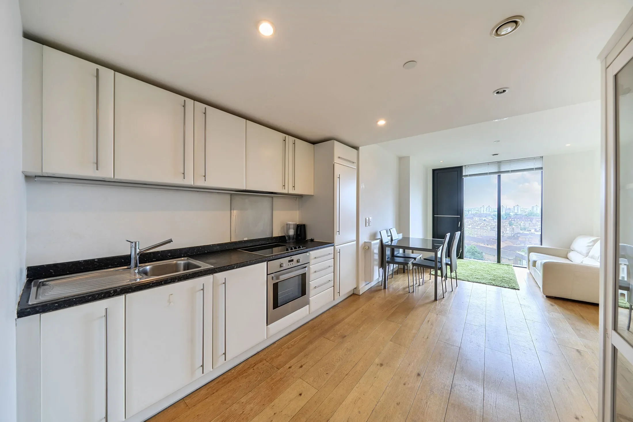 Flat Walworth Road in Greater London