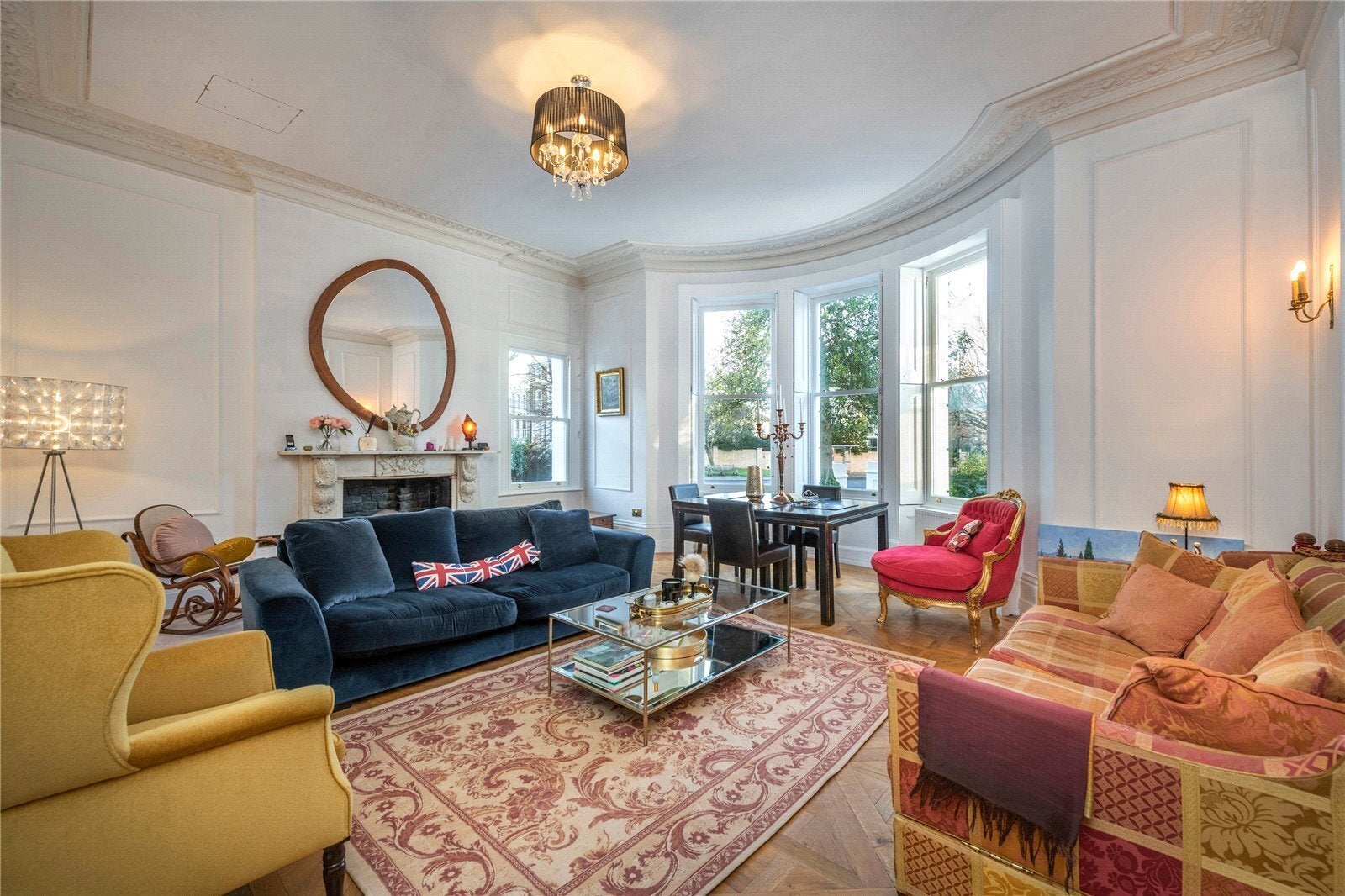 Flat Kings Road in Greater London