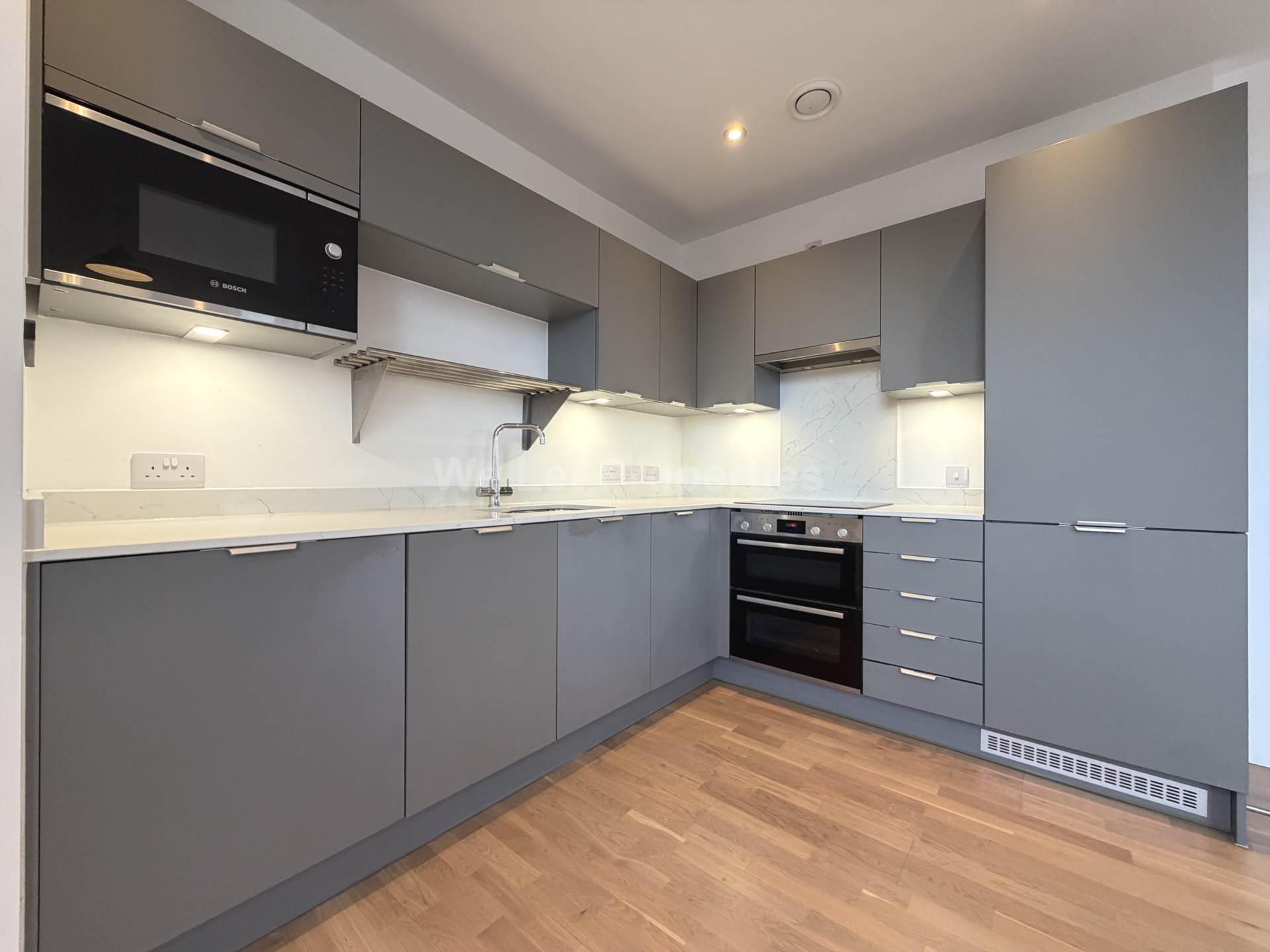 Flat Lockgate Mews in Manchester