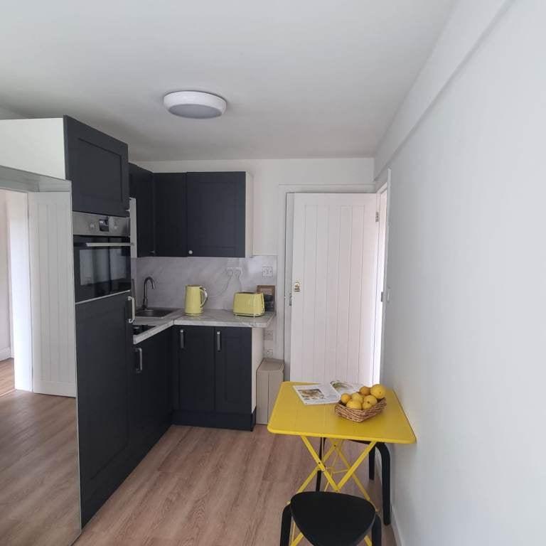 Room Eskdale Close in Greater London