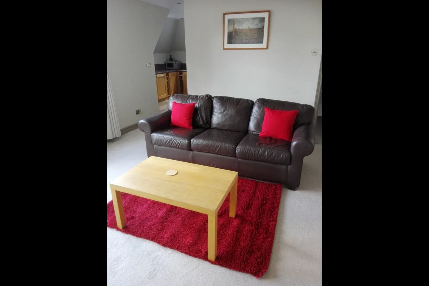 Flat Finchley Road in Greater London