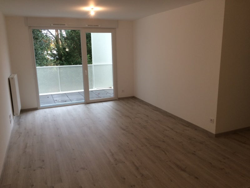 Flat Boulevard Pierre de Coubertin in Nantes