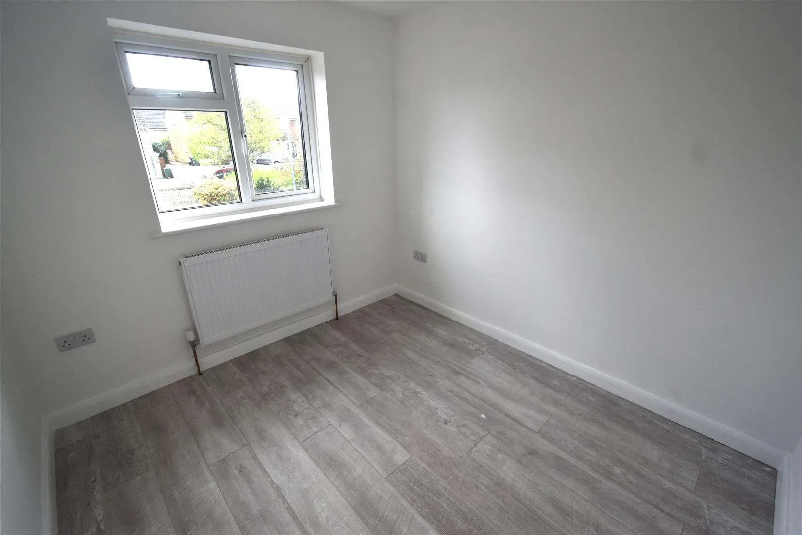 House Miskin Road in Dartford
