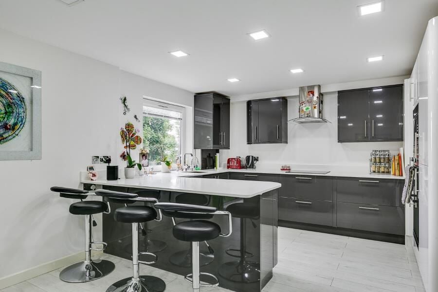 Flat Stanhope Road in Greater London