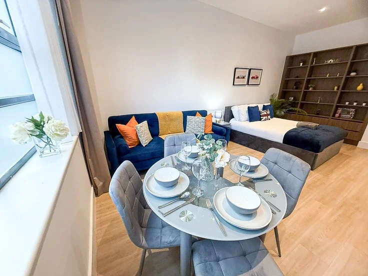 Flat Frampton Street in City of Westminster