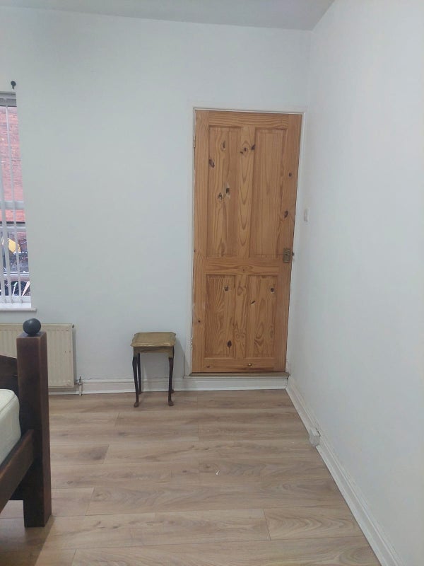 Room Tarry Road in Birmingham