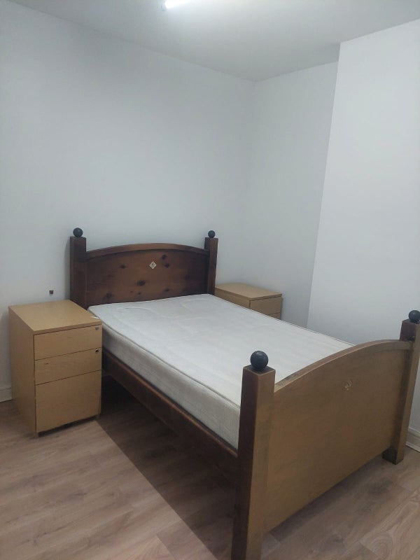 Room Tarry Road in Birmingham