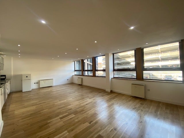 Flat Lee Street in Leicester