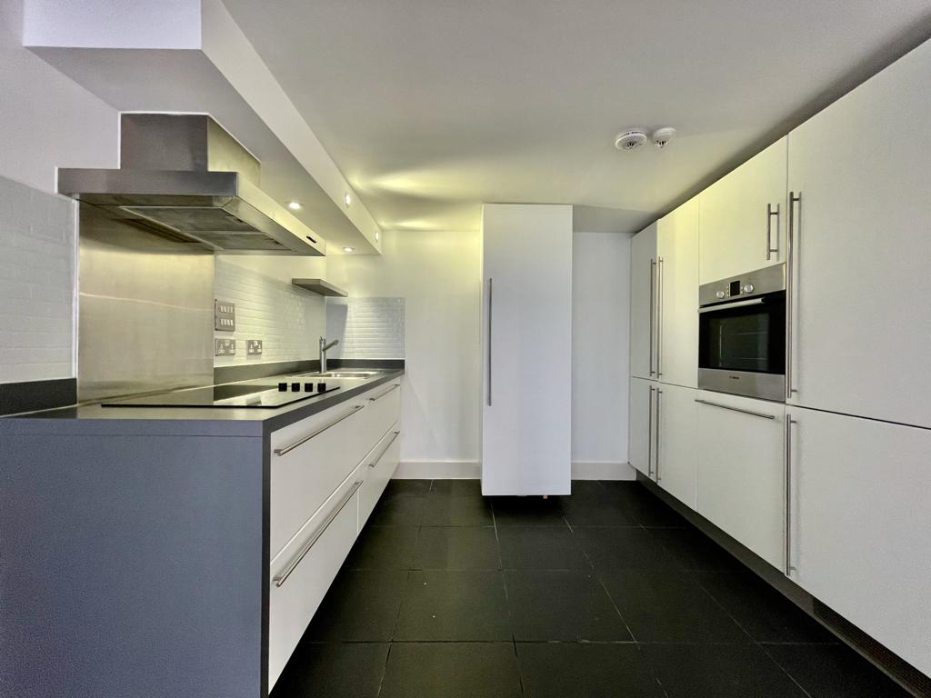 Flat Duke of Wellington Avenue in Greater London