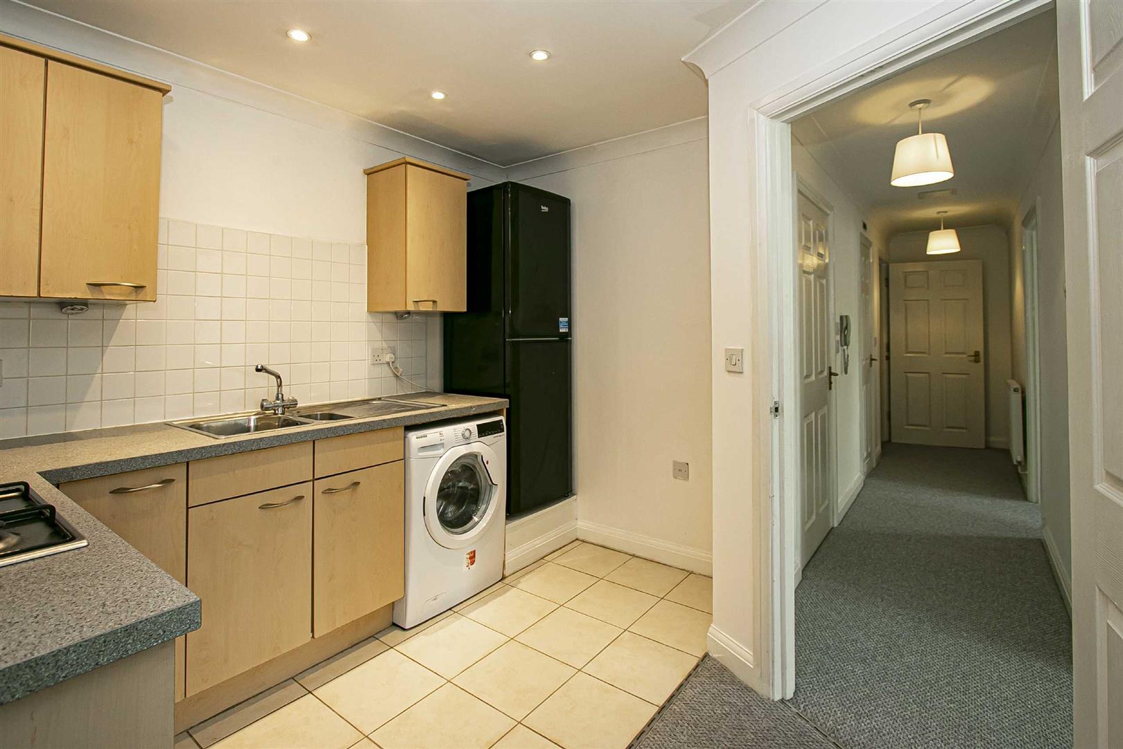 Flat Oakhill Road in Milton Keynes