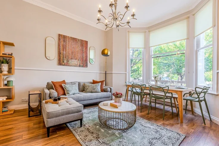Flat St Quintin Avenue in Greater London