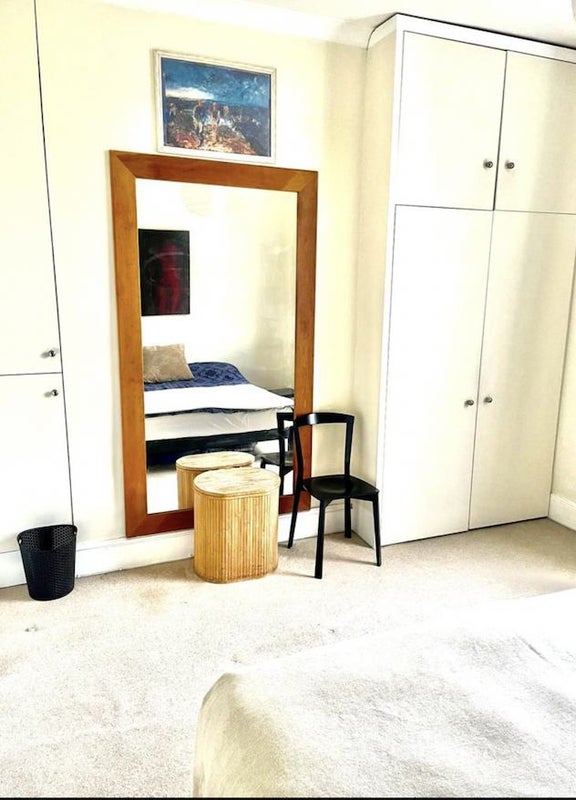 Room King Henry's Road in Greater London