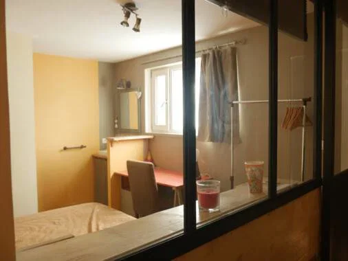 Room Impasse François Chanteur in Villeurbanne