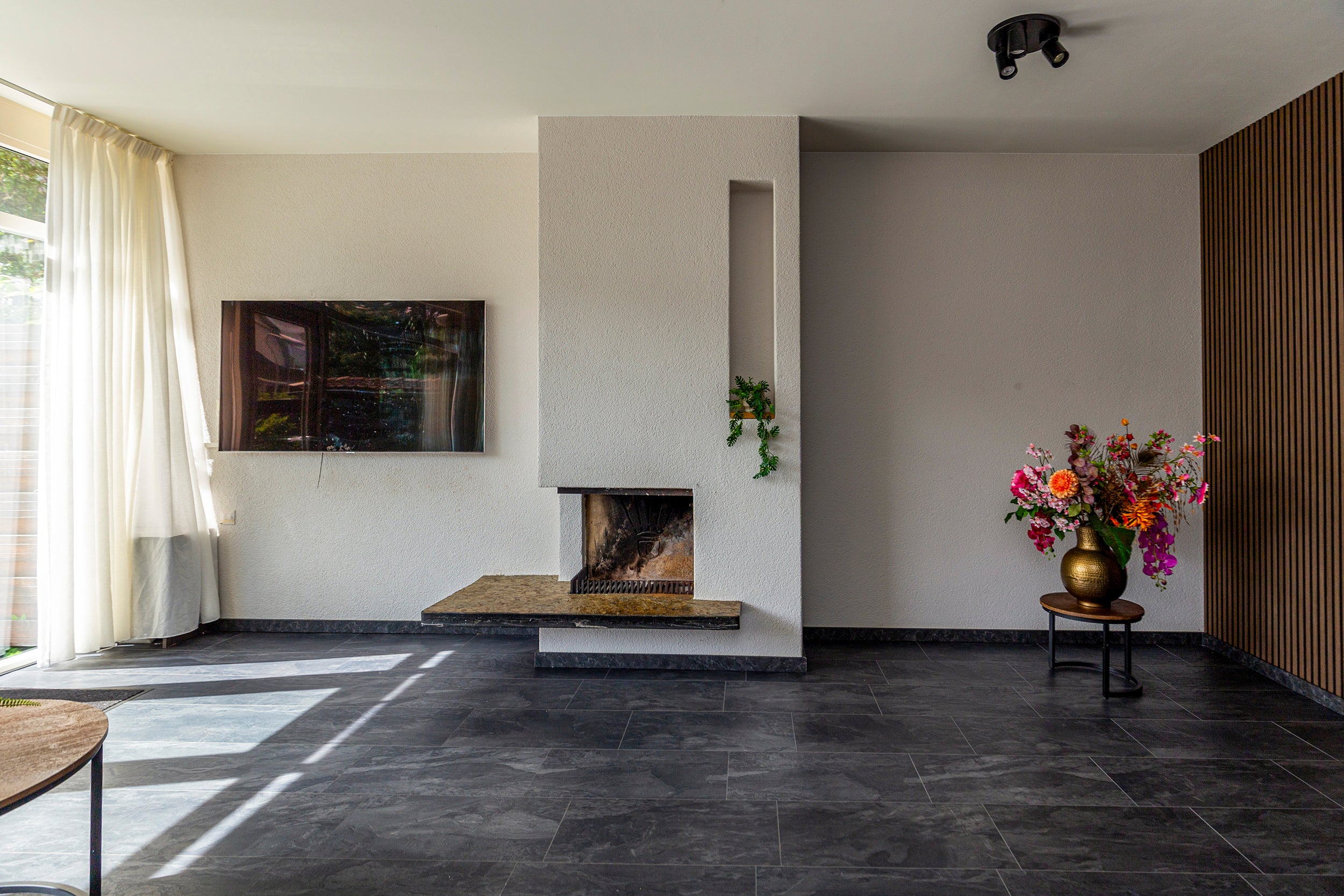 Tussenwoning te koop: Magnoliahove 28, Kwintsheul