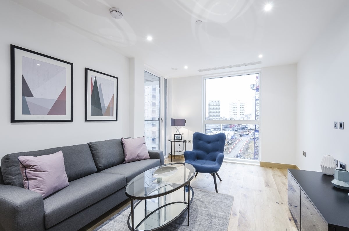 Flat Hermitage Street in City of Westminster