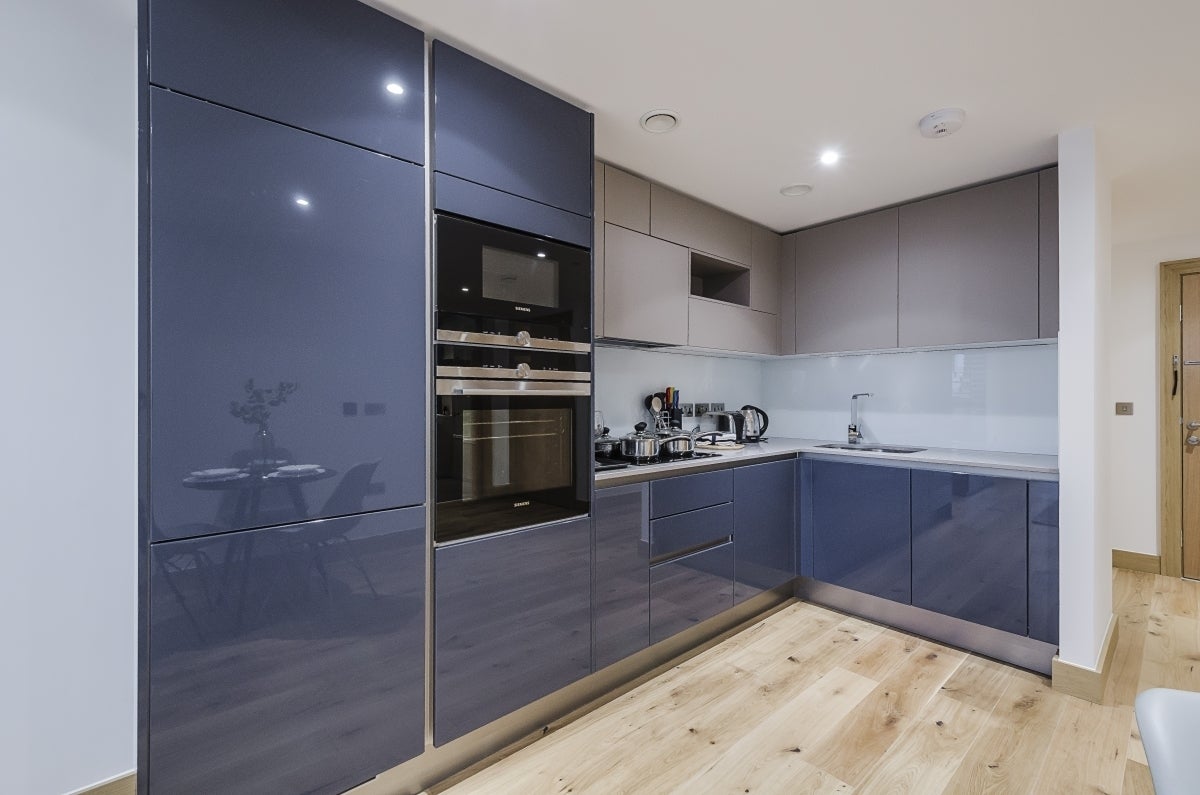 Flat Hermitage Street in City of Westminster