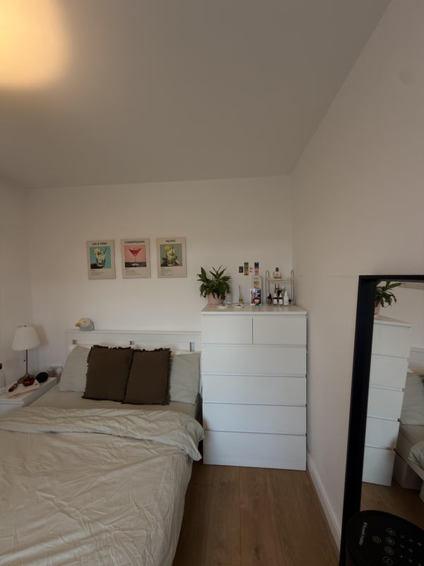 Room Vanbrugh Hill in Greater London