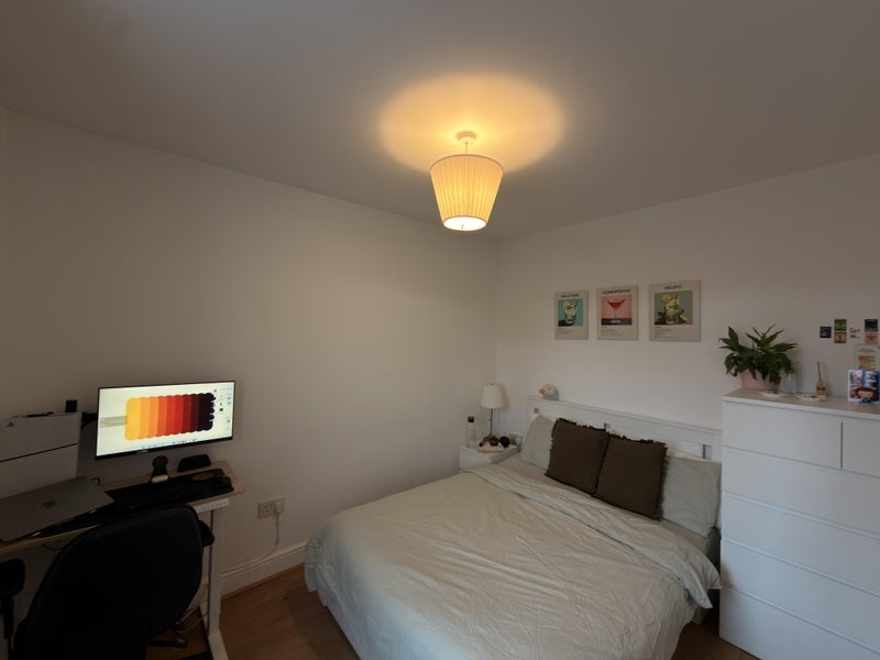 Room Vanbrugh Hill in Greater London