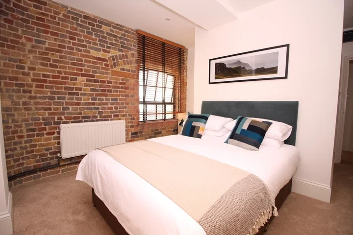 Flat Jacob Street in Greater London