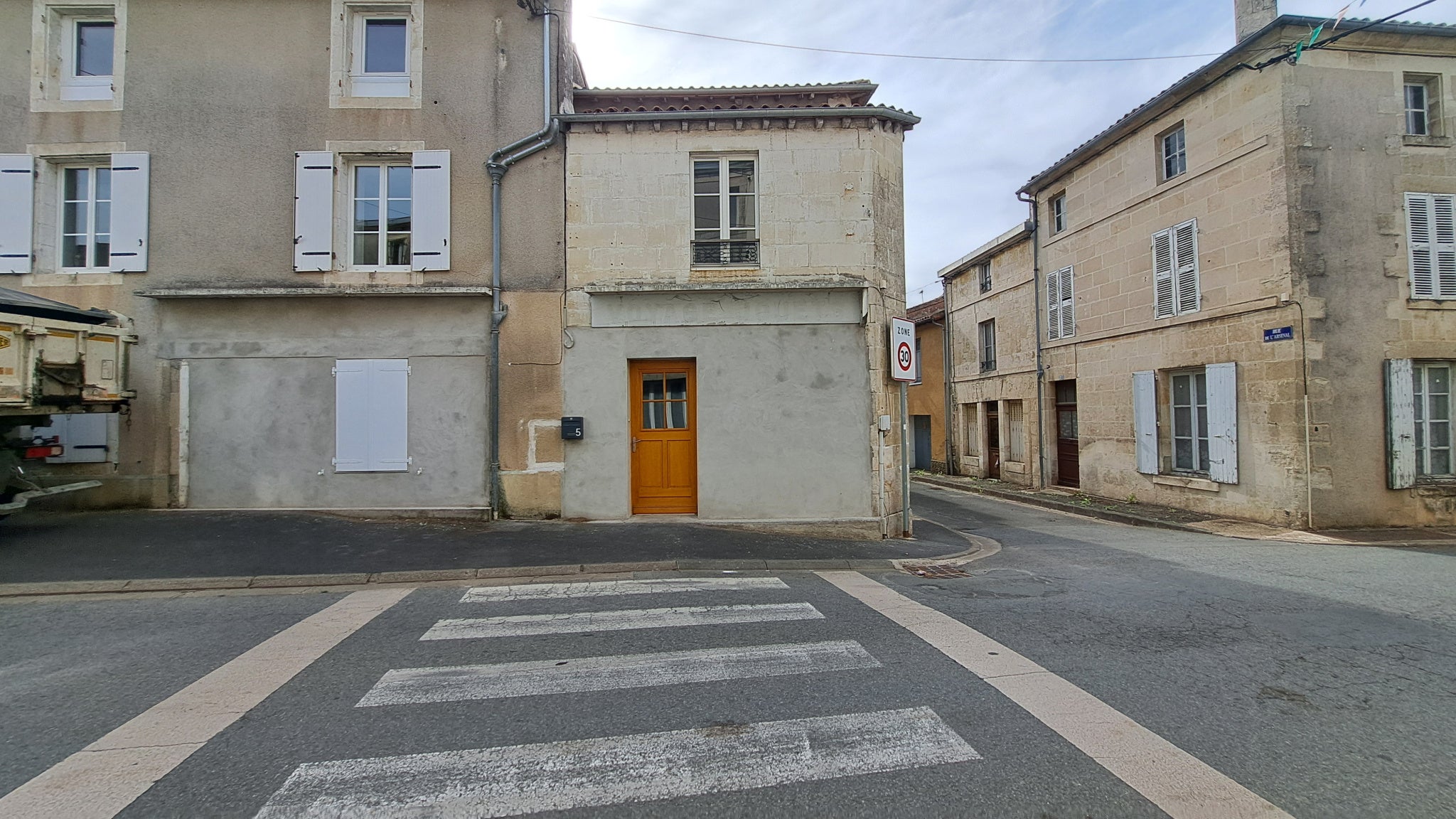 Maison Place des Marronniers à Mazières-en-Gâtine
