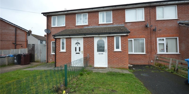 House Brookhey Drive in Kirkby