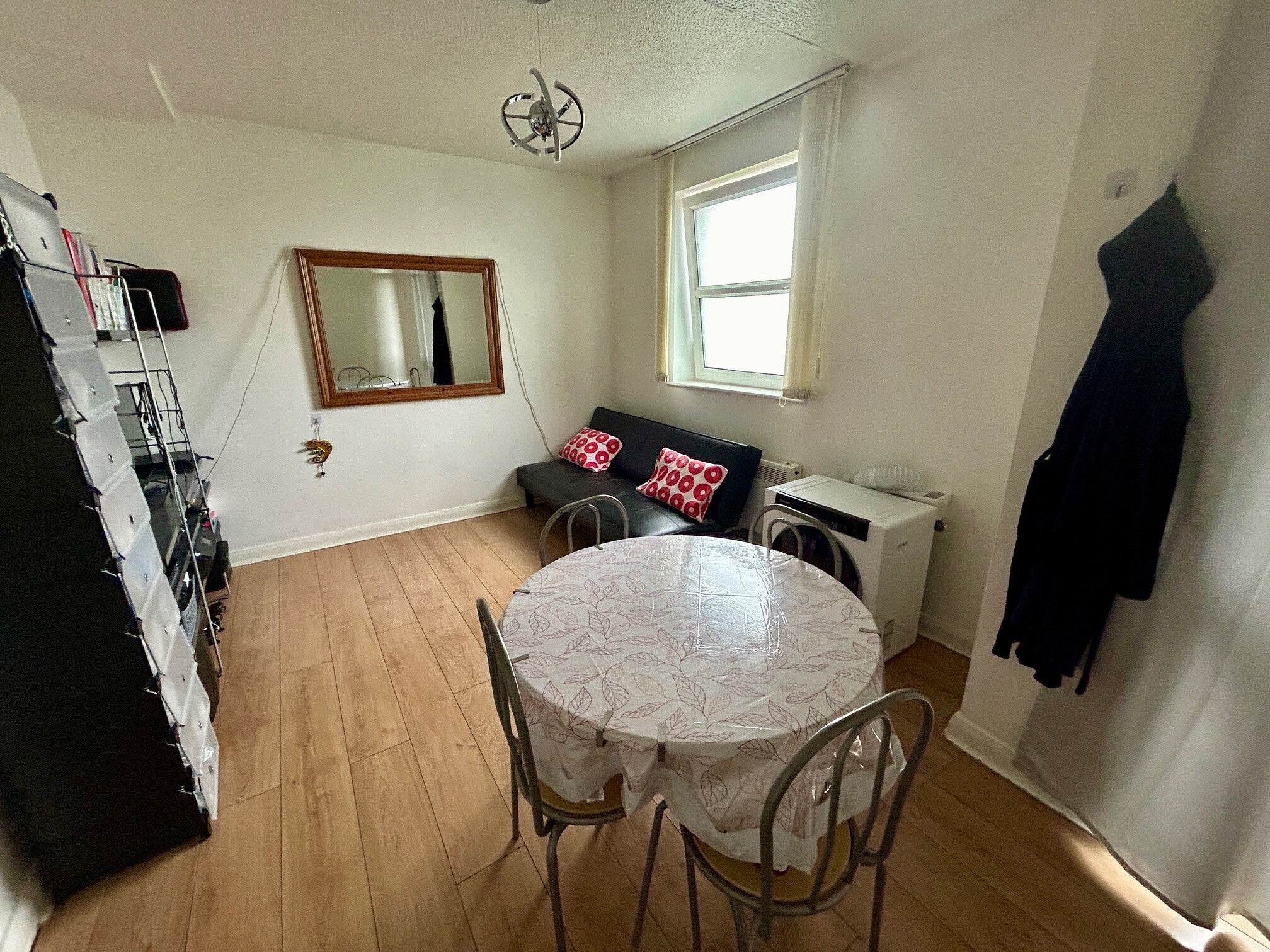 Flat Hathersage Road in Manchester