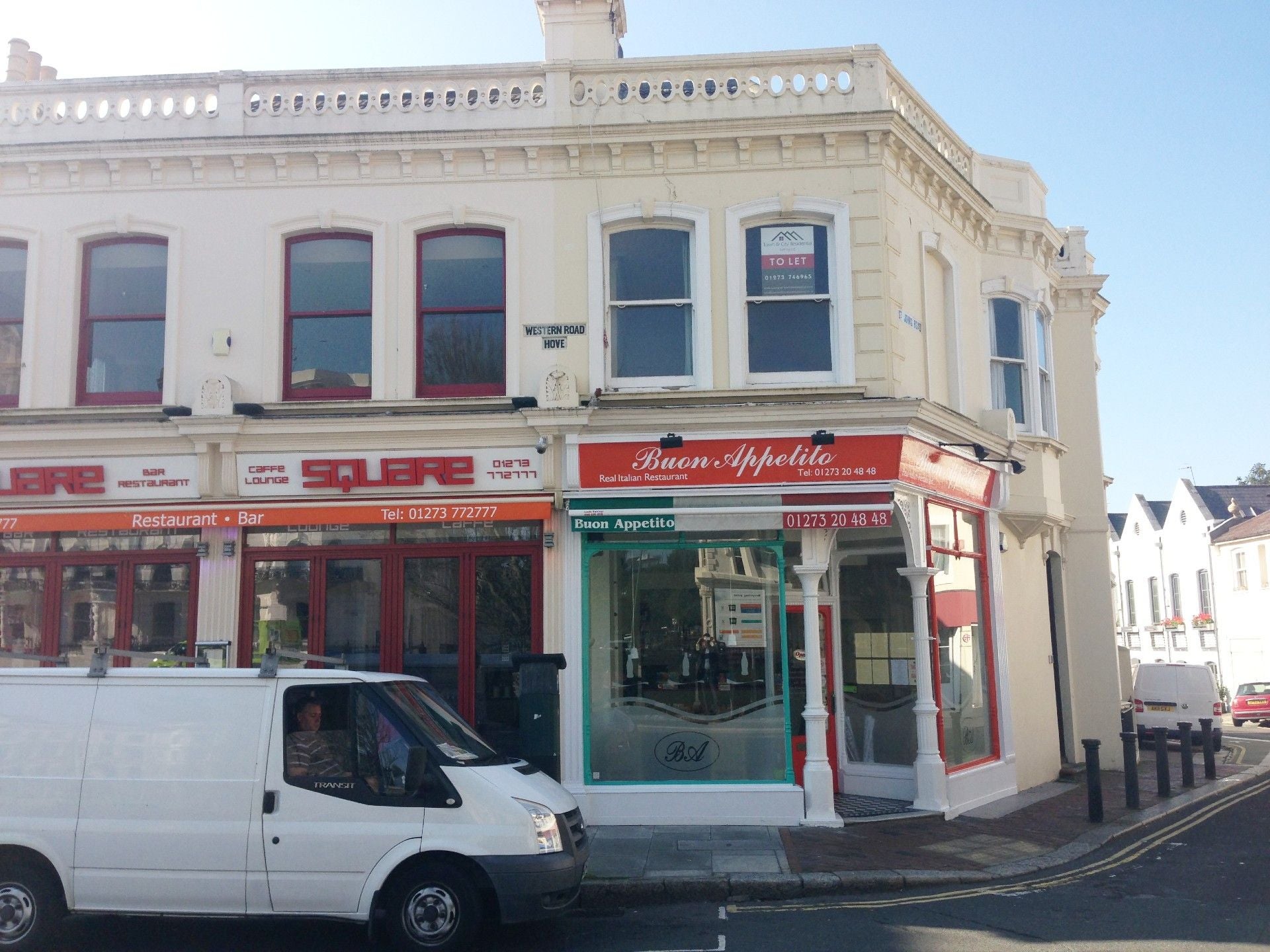 Flat First Avenue in Hove