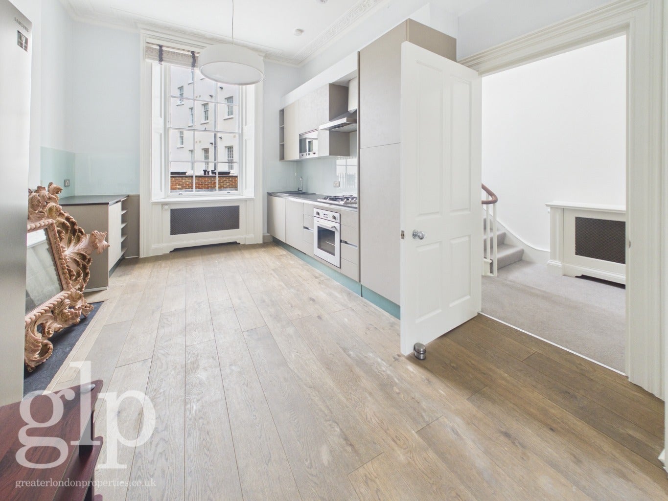 Flat Connaught Street in City of Westminster