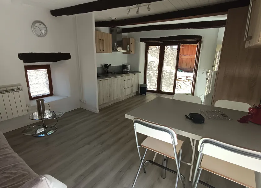 Appartement Chemin de Pialouzet à Cessenades à Malons-et-Elze