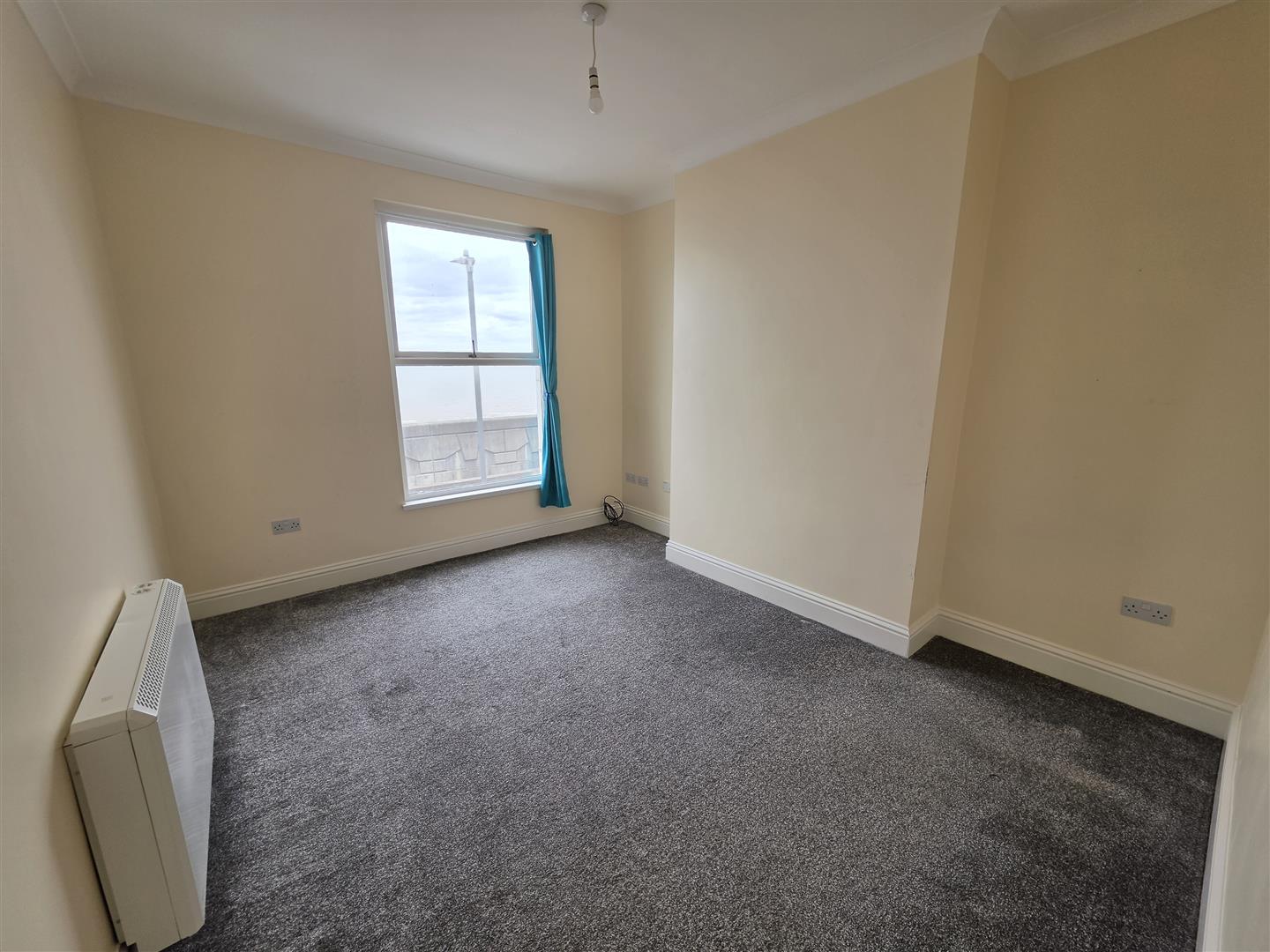 Flat Marine Parade in Borough of Swale