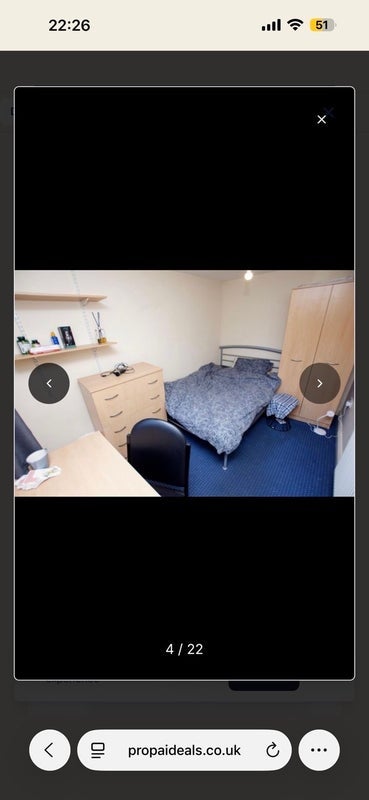 Room Heeley Road in Birmingham