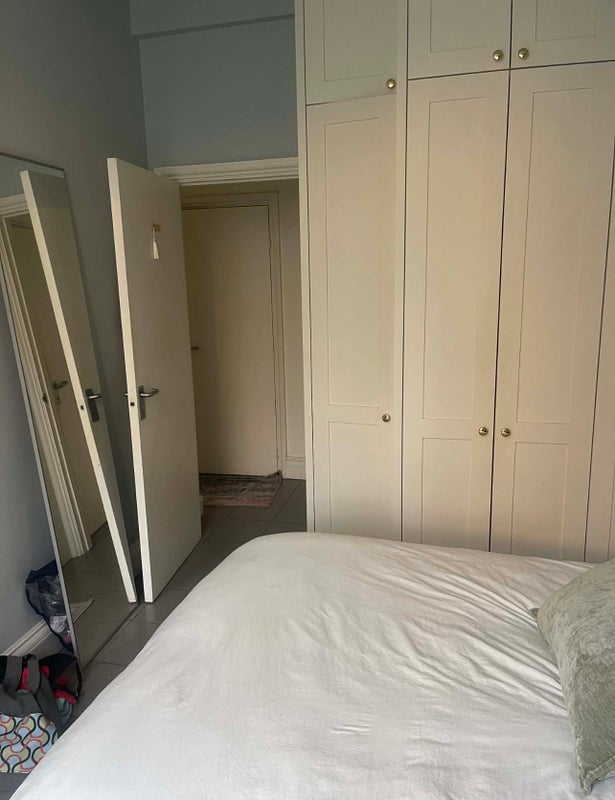 Flat Britannia Row in Greater London