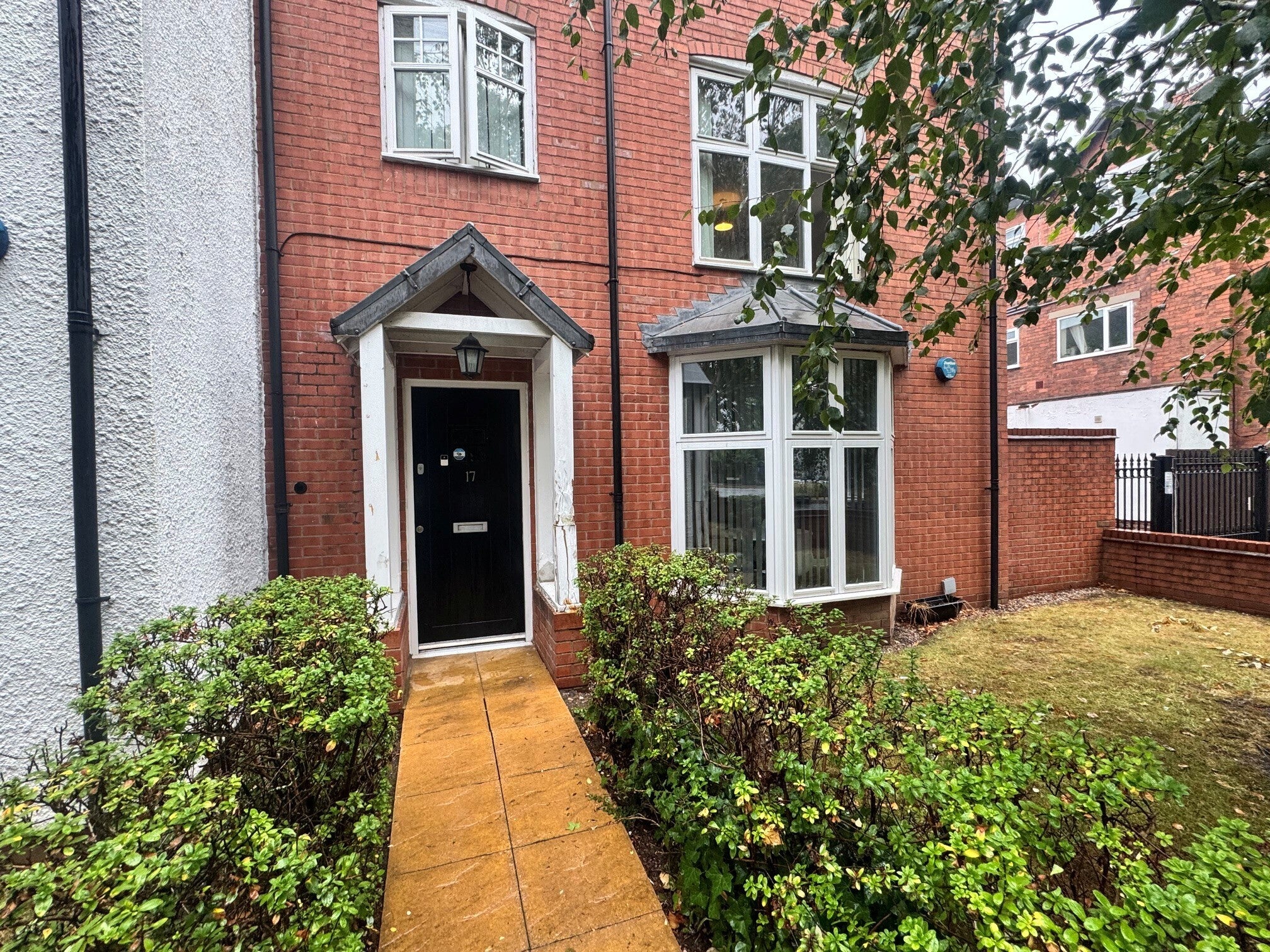 Flat Carisbrooke Road in Birmingham