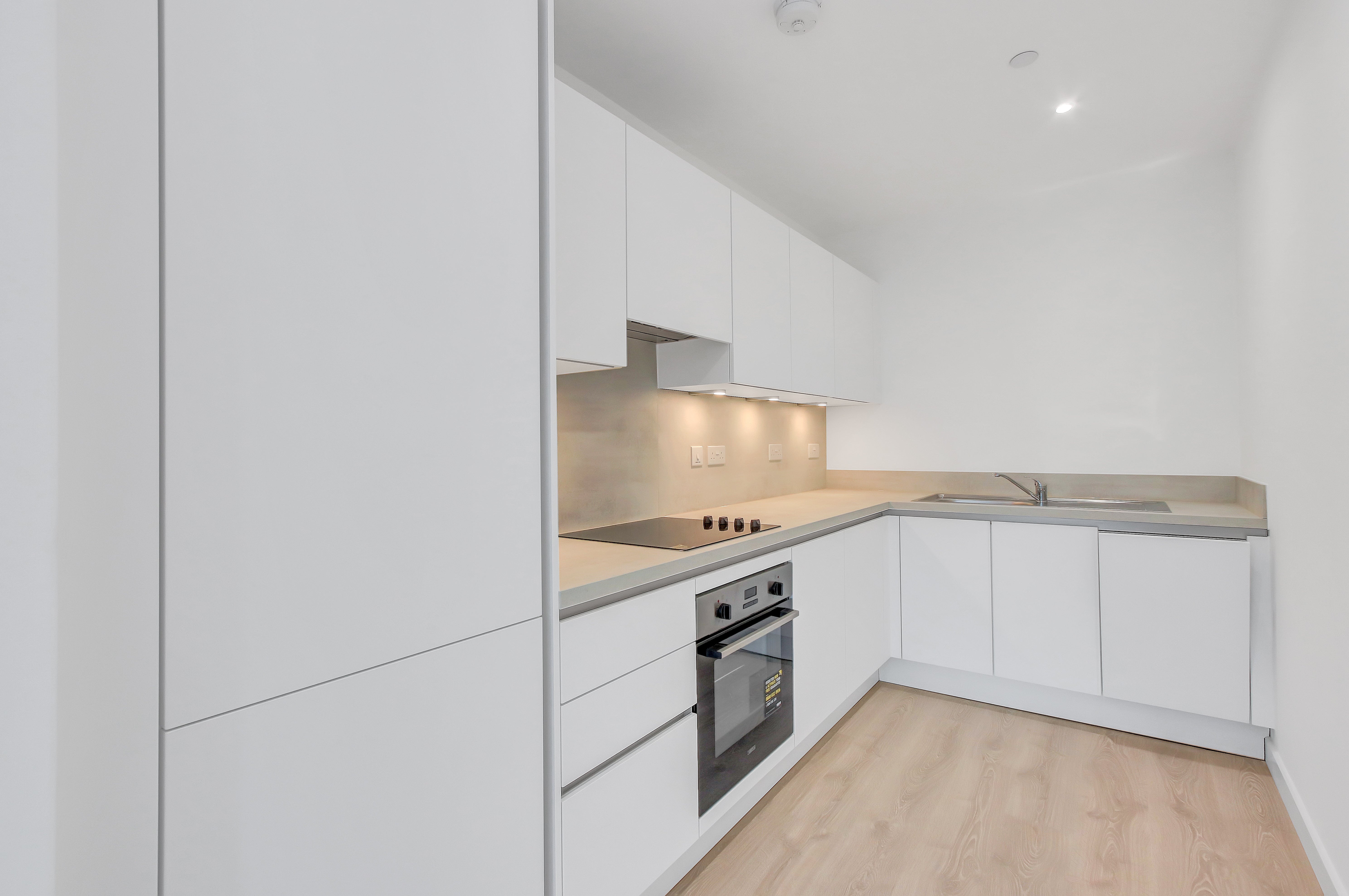 Flat Alexandra Road in Greater London