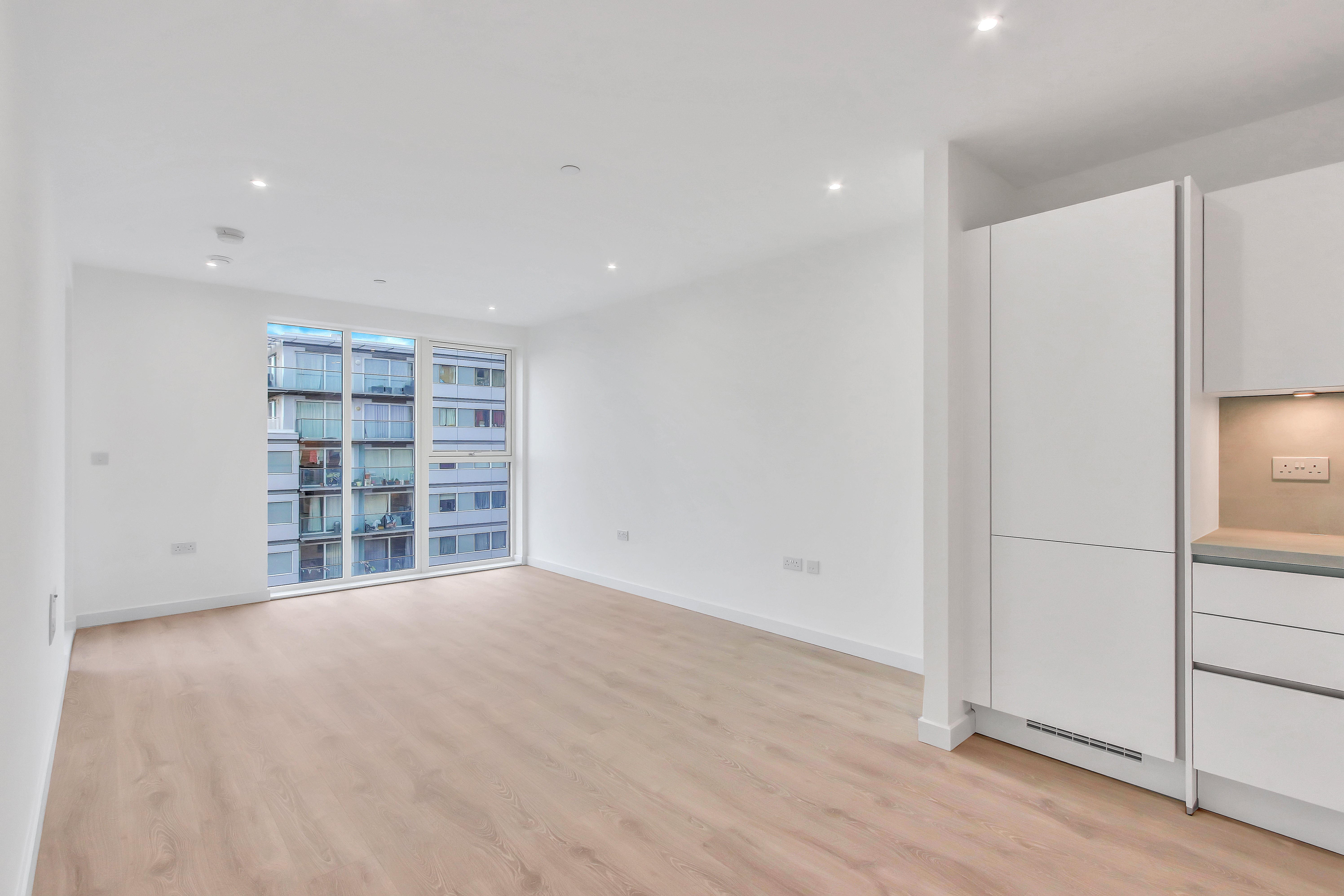 Flat Alexandra Road in Greater London