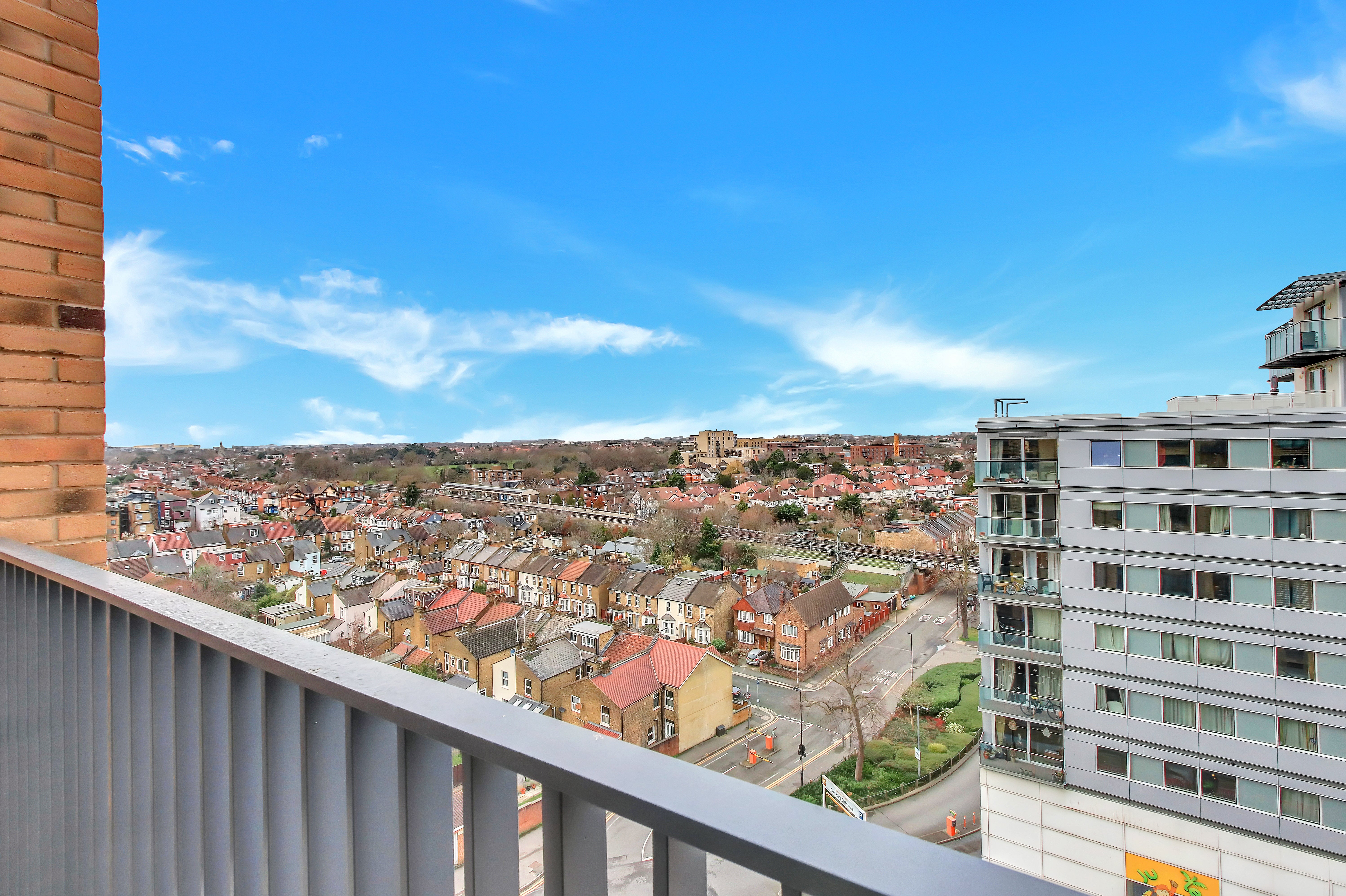 Flat Alexandra Road in Greater London