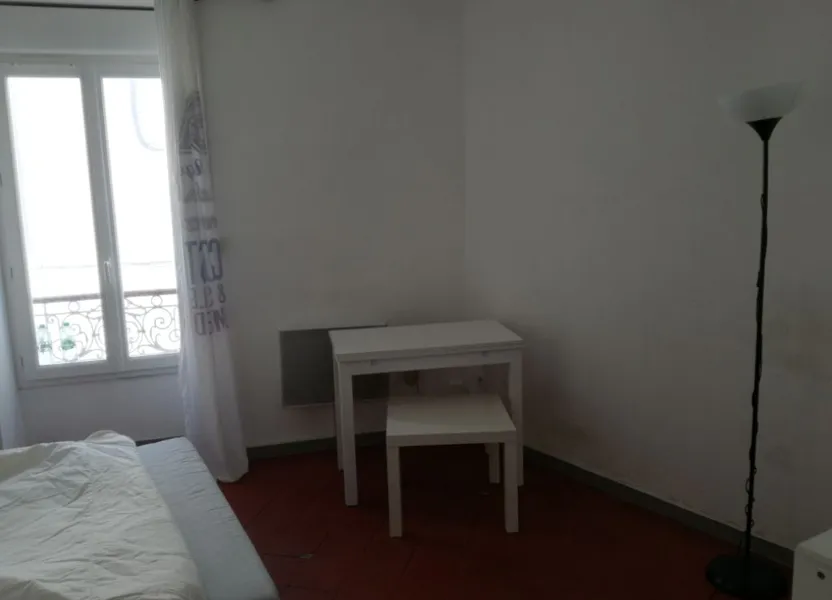 Flat Rue Bachalas in Nîmes