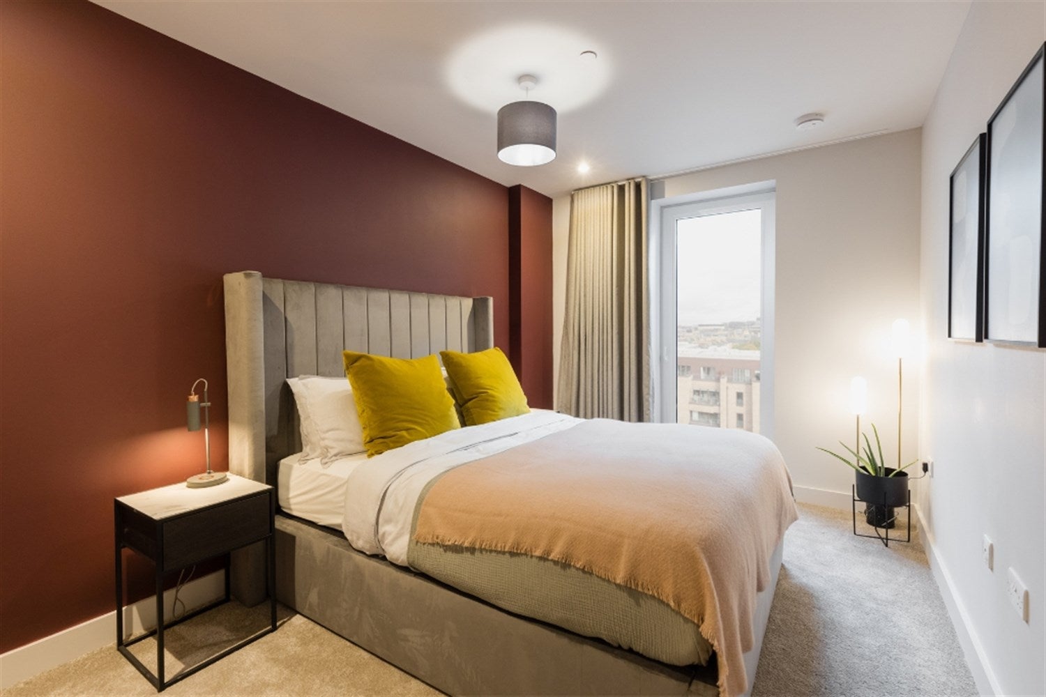 Flat McEwan Square in City of Edinburgh