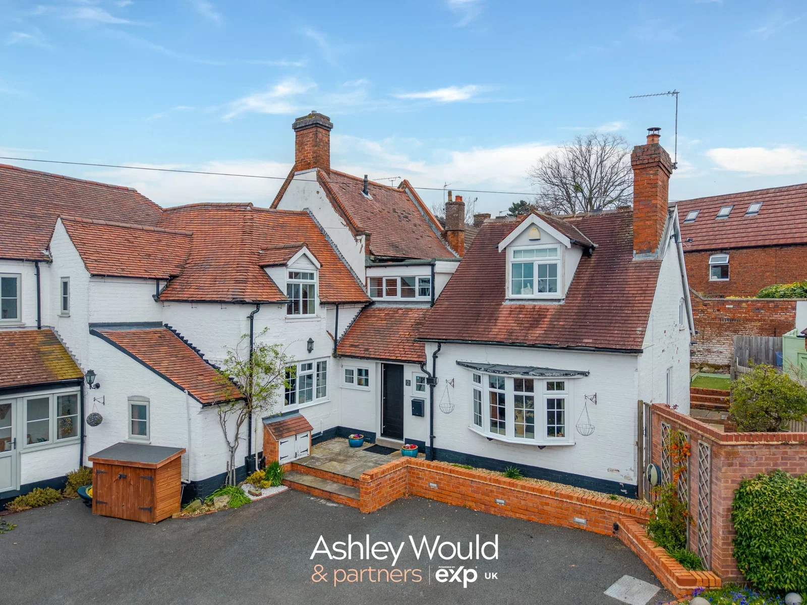 House Cobham Court Mews in Hagley