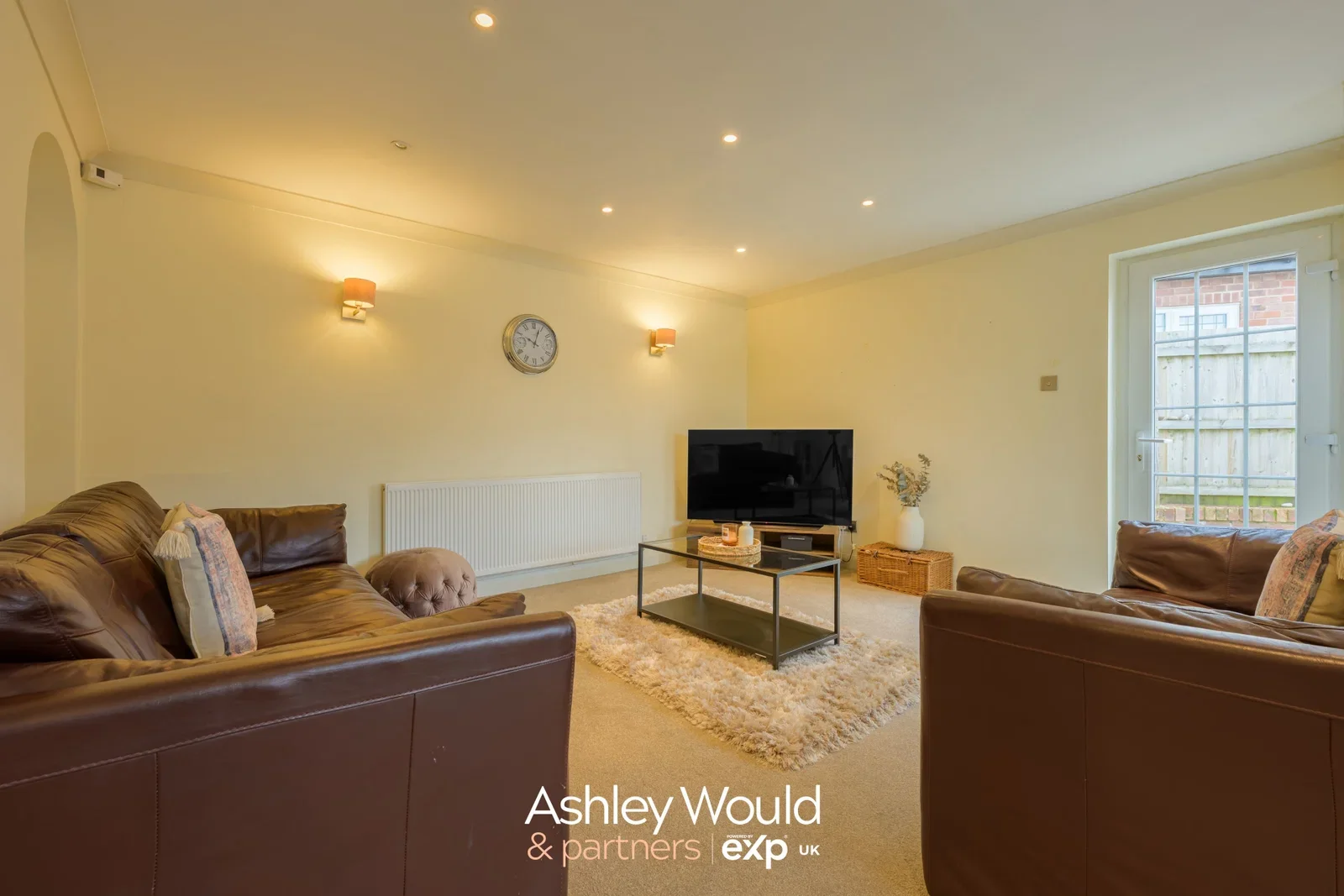 House Cobham Court Mews in Hagley