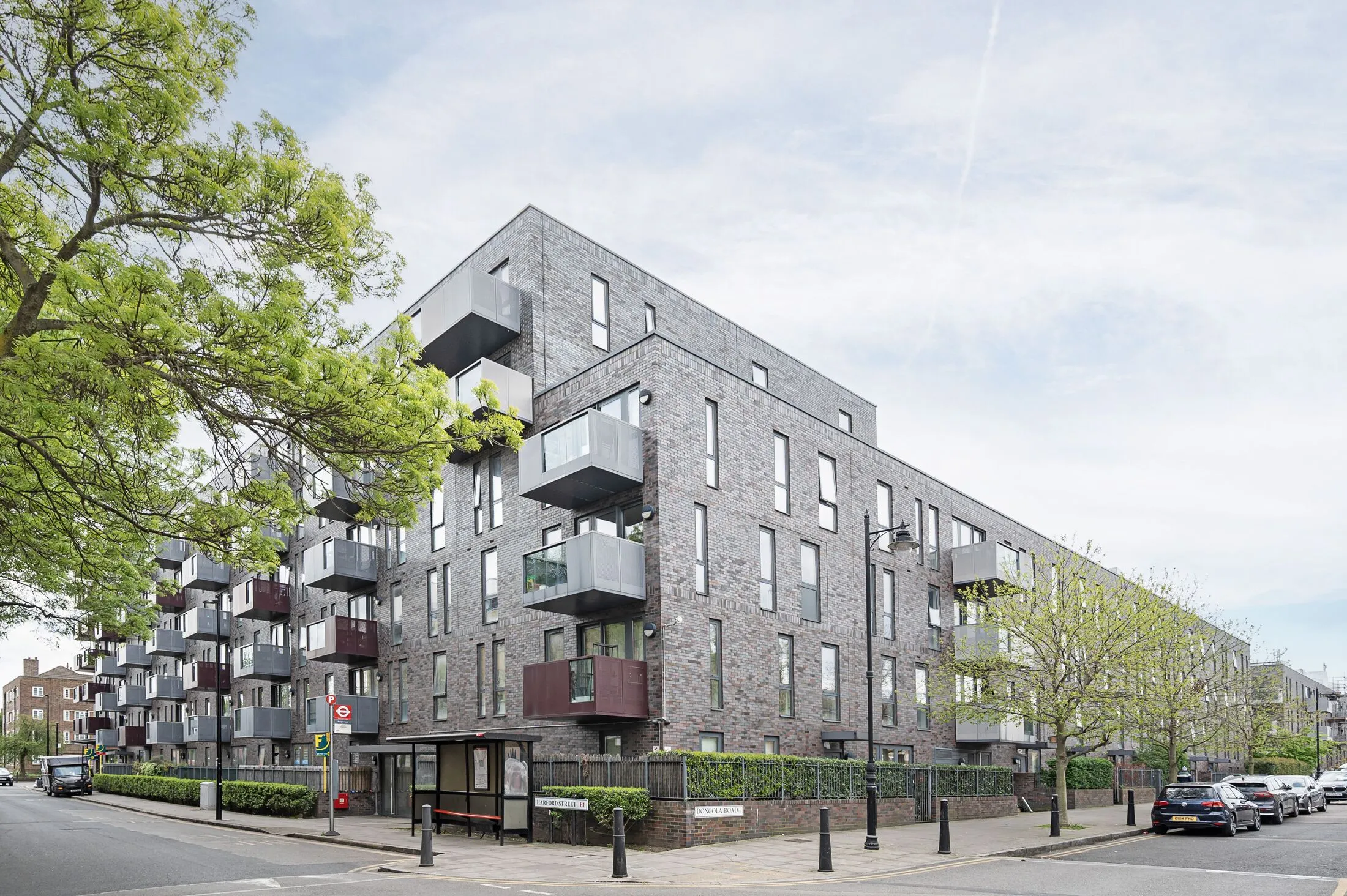 Flat Harford Street in Greater London