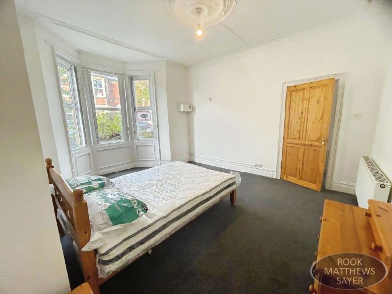 Flat Kelvin Grove in Newcastle upon Tyne