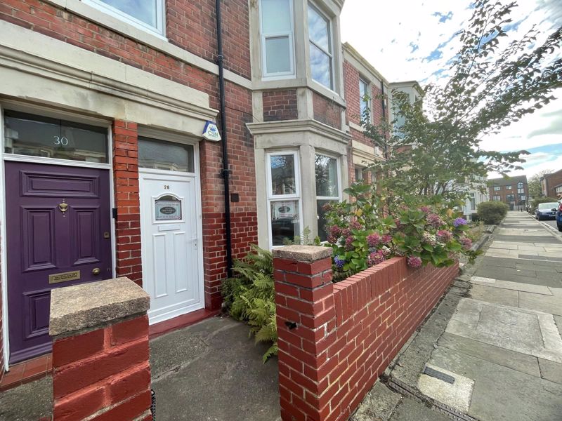 Flat Kelvin Grove in Newcastle upon Tyne